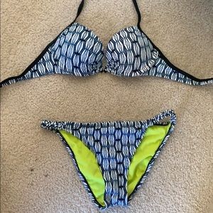 Bathing suit set
